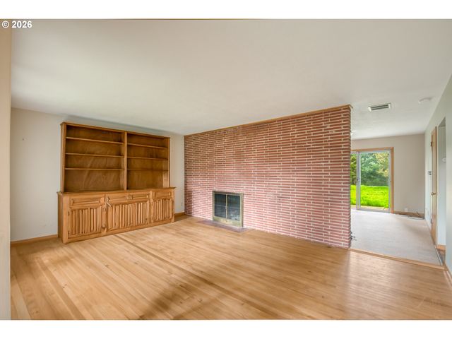 20100 Sw BOONES FERRY Rd, Tualatin, OR 97062