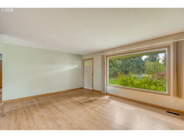 20100 Sw BOONES FERRY Rd, Tualatin, OR 97062