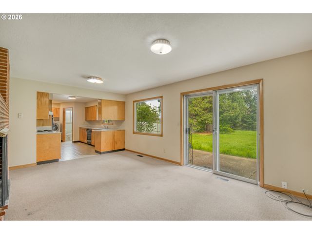 20100 Sw BOONES FERRY Rd, Tualatin, OR 97062
