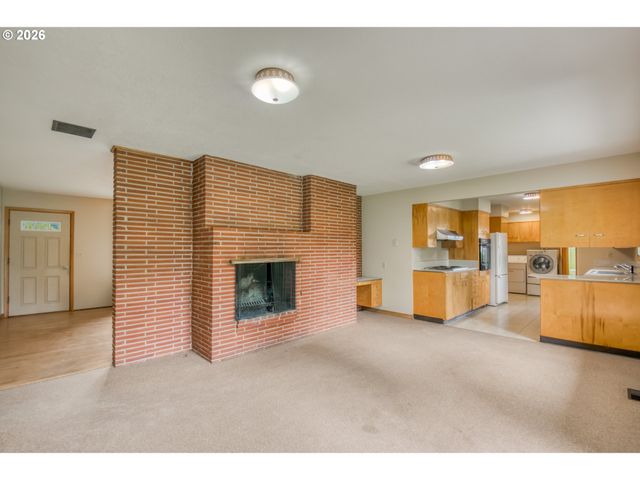 20100 Sw BOONES FERRY Rd, Tualatin, OR 97062