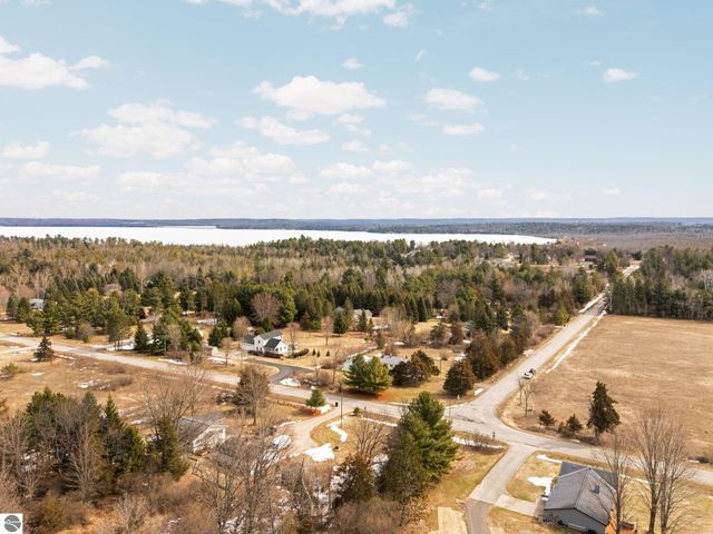 9125 Ayers Road, Williamsburg, MI 49690