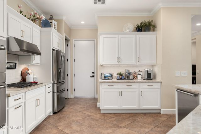 4196 E NIGHTINGALE Lane, Gilbert, AZ 85298