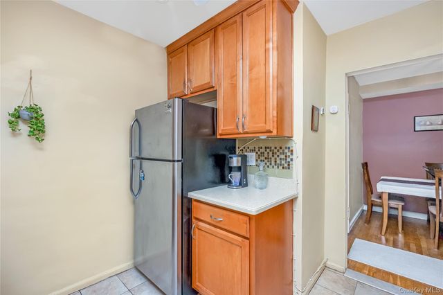 22 Mulford Place 2D, Hempstead, NY 11550