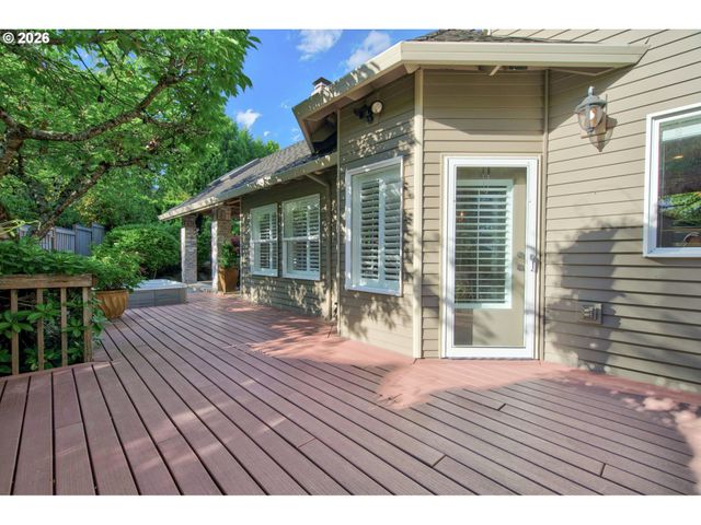 13643 Sw CHARLESTON Ln, Portland, OR 97224