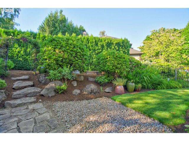 13643 Sw CHARLESTON Ln, Portland, OR 97224