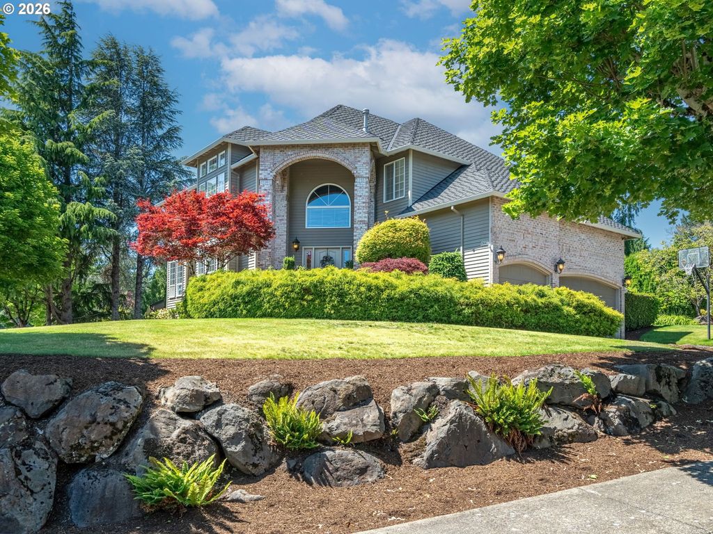 13643 Sw CHARLESTON Ln, Portland, OR 97224