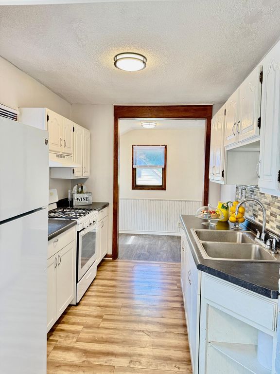 1173 Mclean Avenue, Saint Paul, MN 55106 — photo 3
