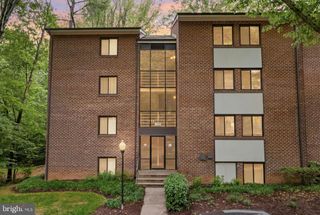 1558 NORTHGATE SQ #32B, Reston, VA 20190
