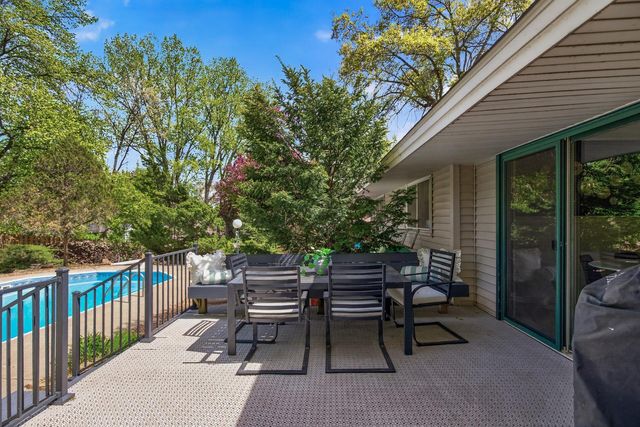 6437 134th Street W, Apple Valley, MN 55124