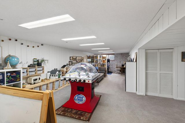 6437 134th Street W, Apple Valley, MN 55124