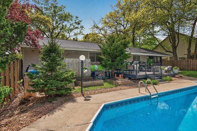6437 134th Street W, Apple Valley, MN 55124