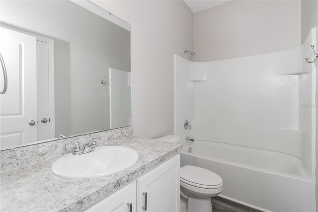 35483 EASTBROOK AVENUE, Zephyrhills, FL 33541