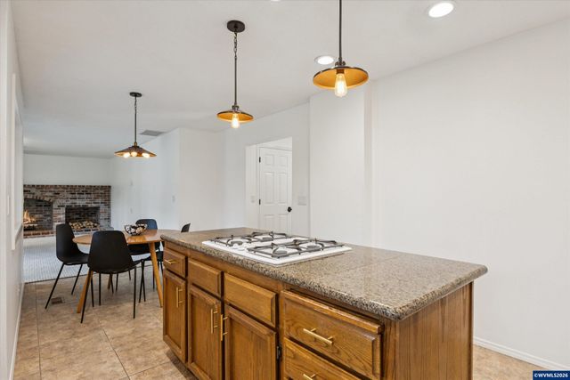 10173 SW Concho Ct, Tualatin, OR 97062