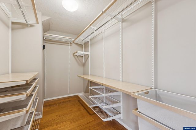 10173 SW Concho Ct, Tualatin, OR 97062