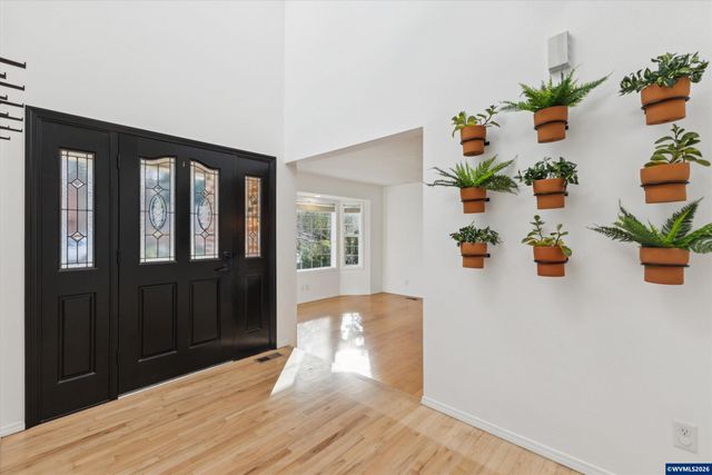 10173 SW Concho Ct, Tualatin, OR 97062