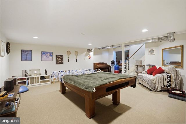 1103 CLOVER HILL DR, West Chester, PA 19382