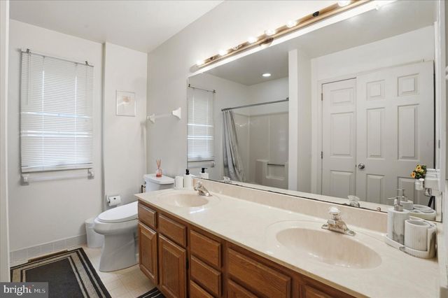 1103 CLOVER HILL DR, West Chester, PA 19382