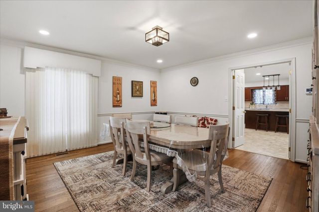 1103 CLOVER HILL DR, West Chester, PA 19382
