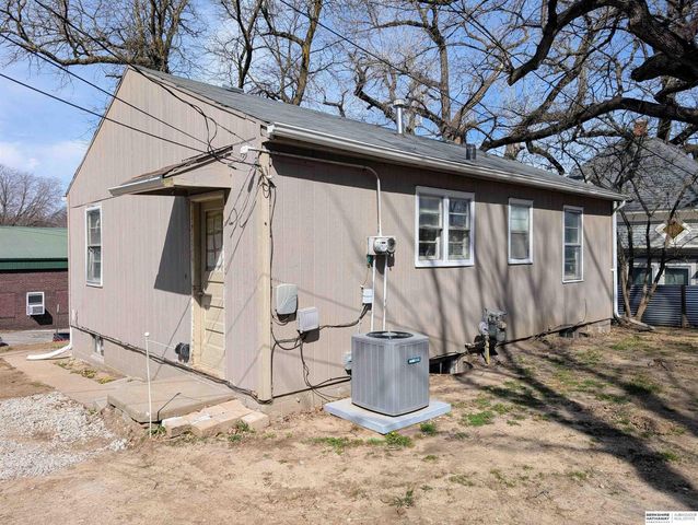 207 S 6th Street, Plattsmouth, NE 68048