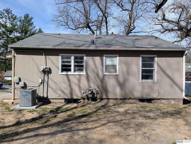 207 S 6th Street, Plattsmouth, NE 68048