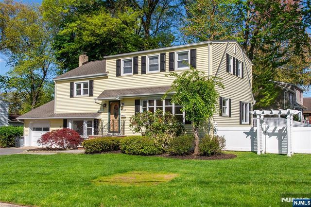 8 Pershing Street, Emerson, NJ 07630