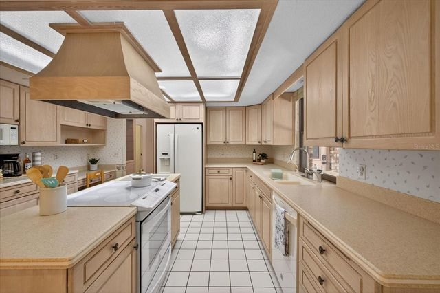 7038 SAN JOSE LOOP, New Port Richey, FL 34655