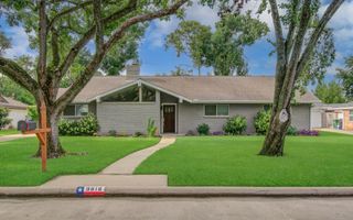 9818 Emnora Lane, Houston, TX 77080