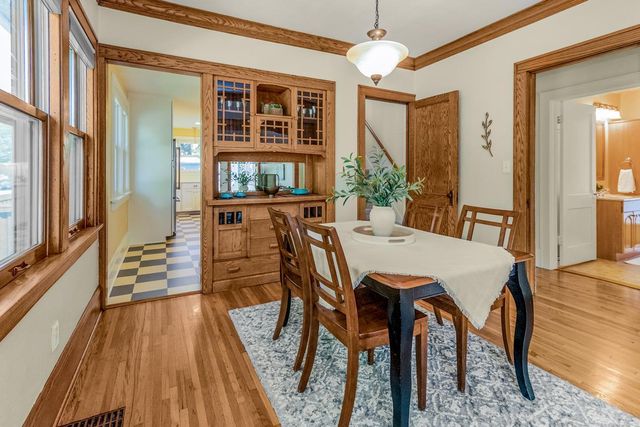 1697 Taylor Avenue, Saint Paul, MN 55104