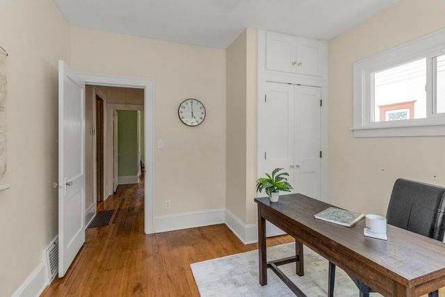 1697 Taylor Avenue, Saint Paul, MN 55104
