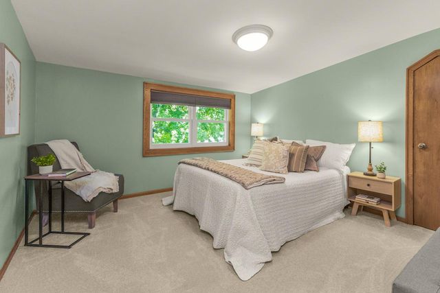 1697 Taylor Avenue, Saint Paul, MN 55104