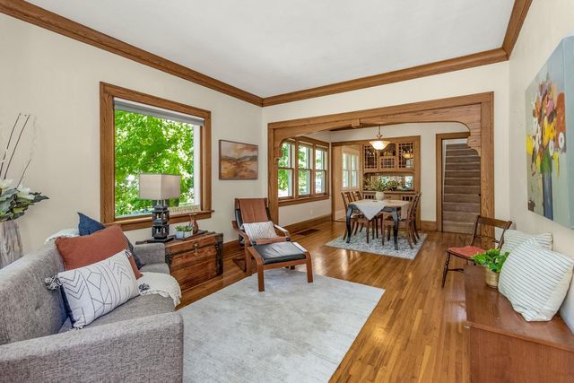 1697 Taylor Avenue, Saint Paul, MN 55104