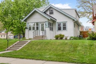 1697 Taylor Avenue, Saint Paul, MN 55104