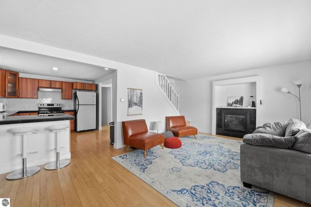 917 Walnut Street, Traverse City, MI 49686