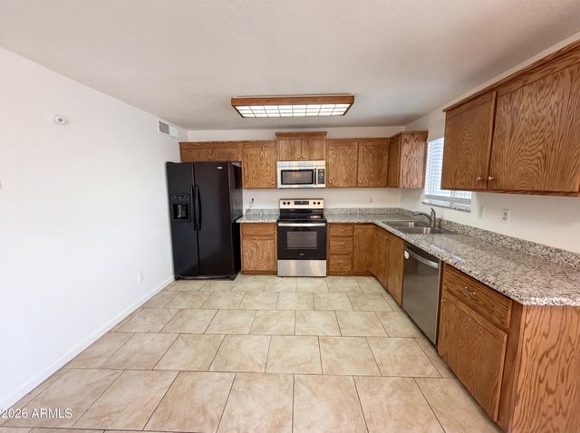 8107 W MEADOWBROOK Avenue, Phoenix, AZ 85033