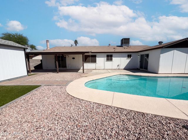 8107 W MEADOWBROOK Avenue, Phoenix, AZ 85033