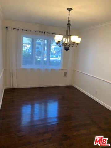 8585 AIRDROME Street, Los Angeles, CA 90035