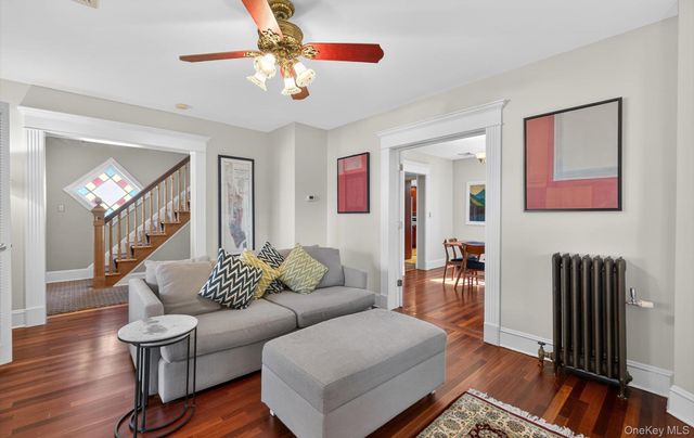 14 Franklin Avenue, Glen Cove, NY 11542