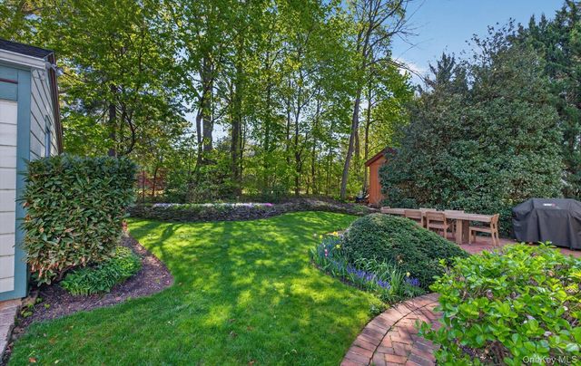 14 Franklin Avenue, Glen Cove, NY 11542