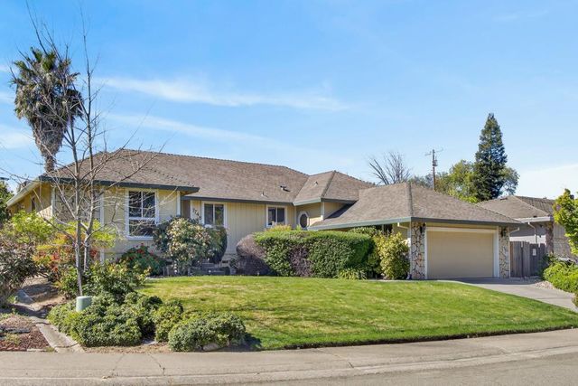 7748 Juan Way, Fair Oaks, CA 95628