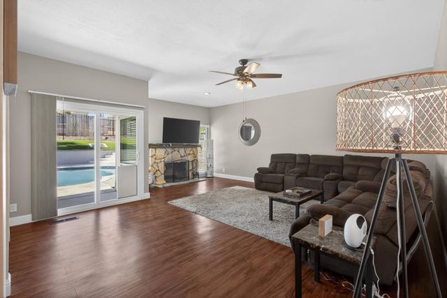 7748 Juan Way, Fair Oaks, CA 95628