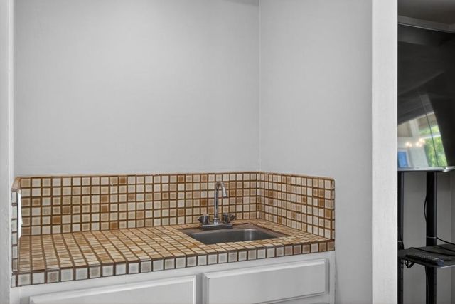 7748 Juan Way, Fair Oaks, CA 95628