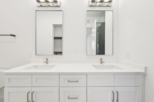 270 Dickenson Street, 302, Columbus, OH 43215