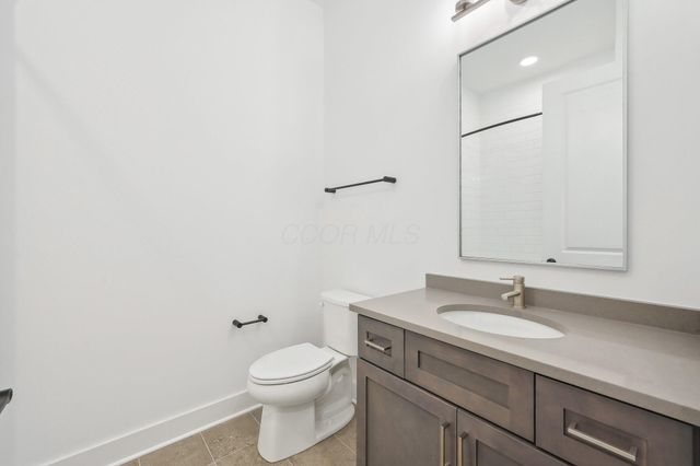 270 Dickenson Street, 302, Columbus, OH 43215