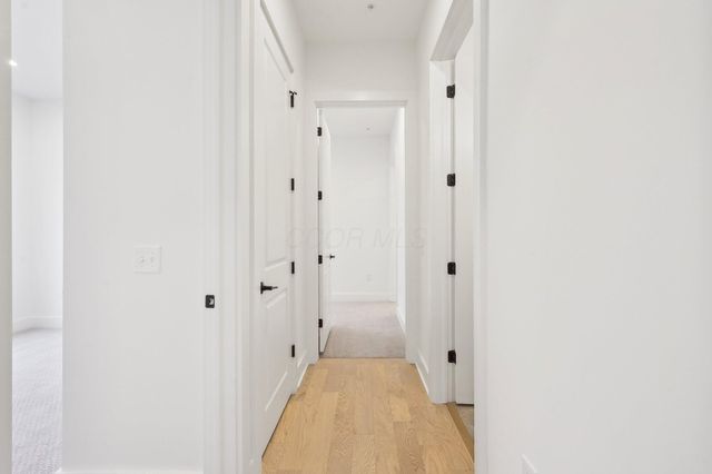 270 Dickenson Street, 302, Columbus, OH 43215