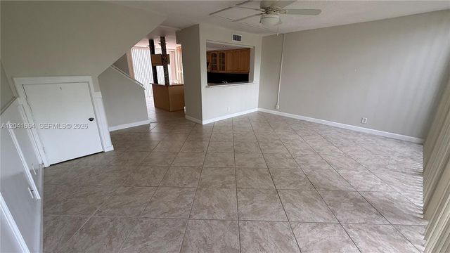 2921 SW 87th Avenue 511, Davie, FL 33328