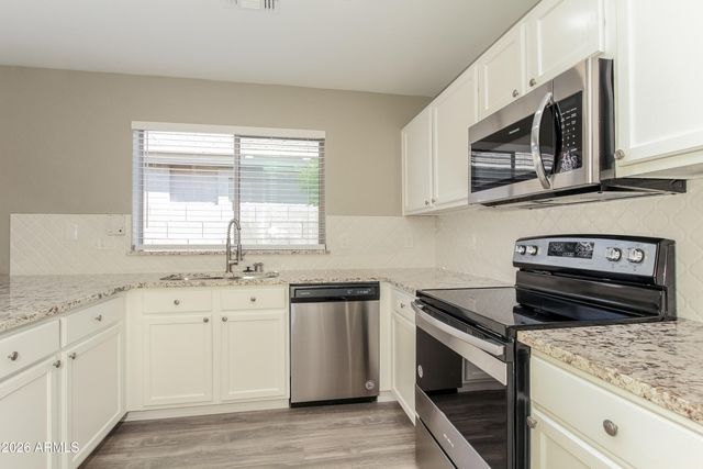 7005 S 31ST Drive, Phoenix, AZ 85041