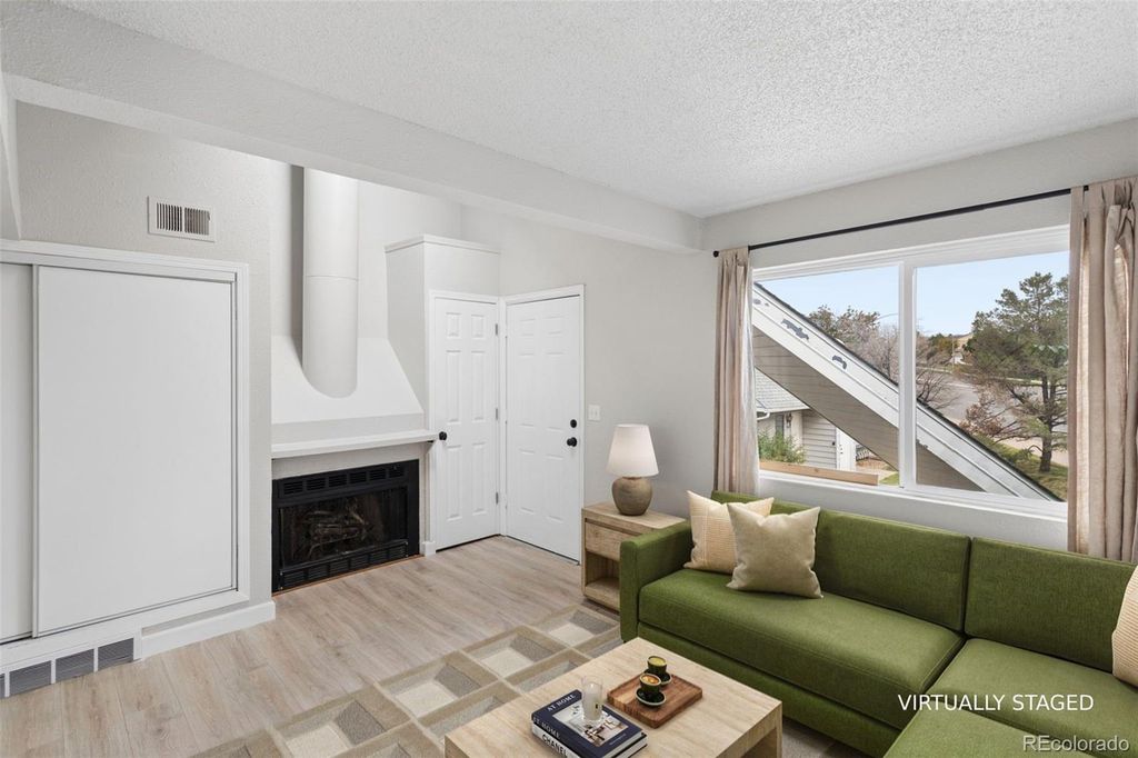 17054 E Tennessee Drive 207, Aurora, CO 80017