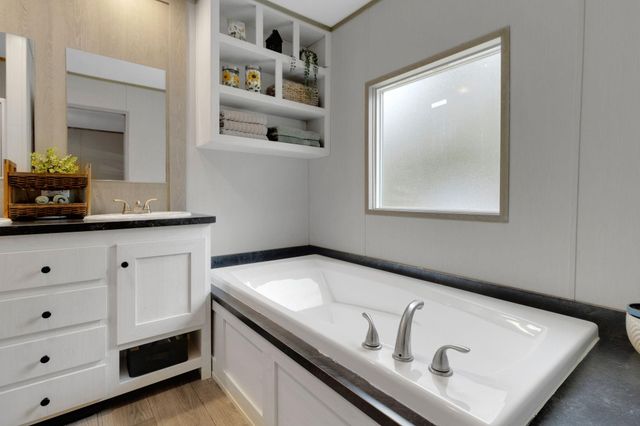 480 Private Road 1330, Liberty, TX 77575