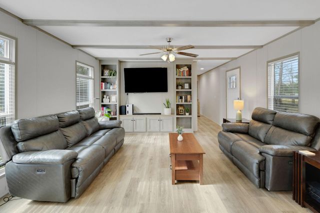 480 Private Road 1330, Liberty, TX 77575