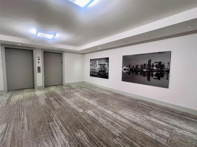 729 NW 2 Street 505, Miami, FL 33128